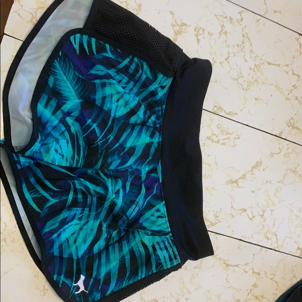 VS shorts